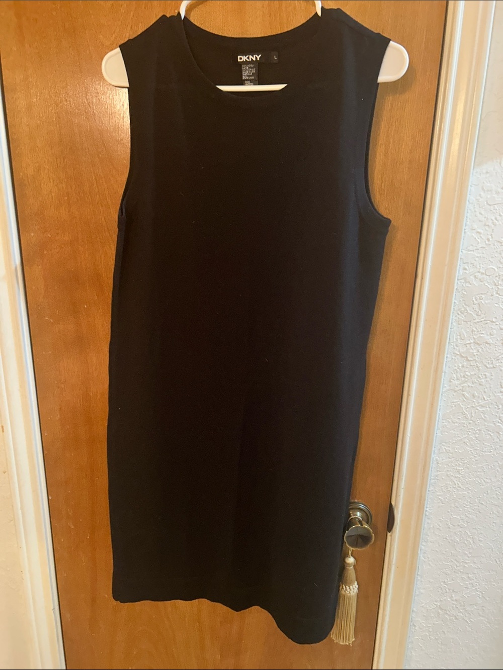 DKNY Black Sleeveless Shift Dress. L. Excellent shape!